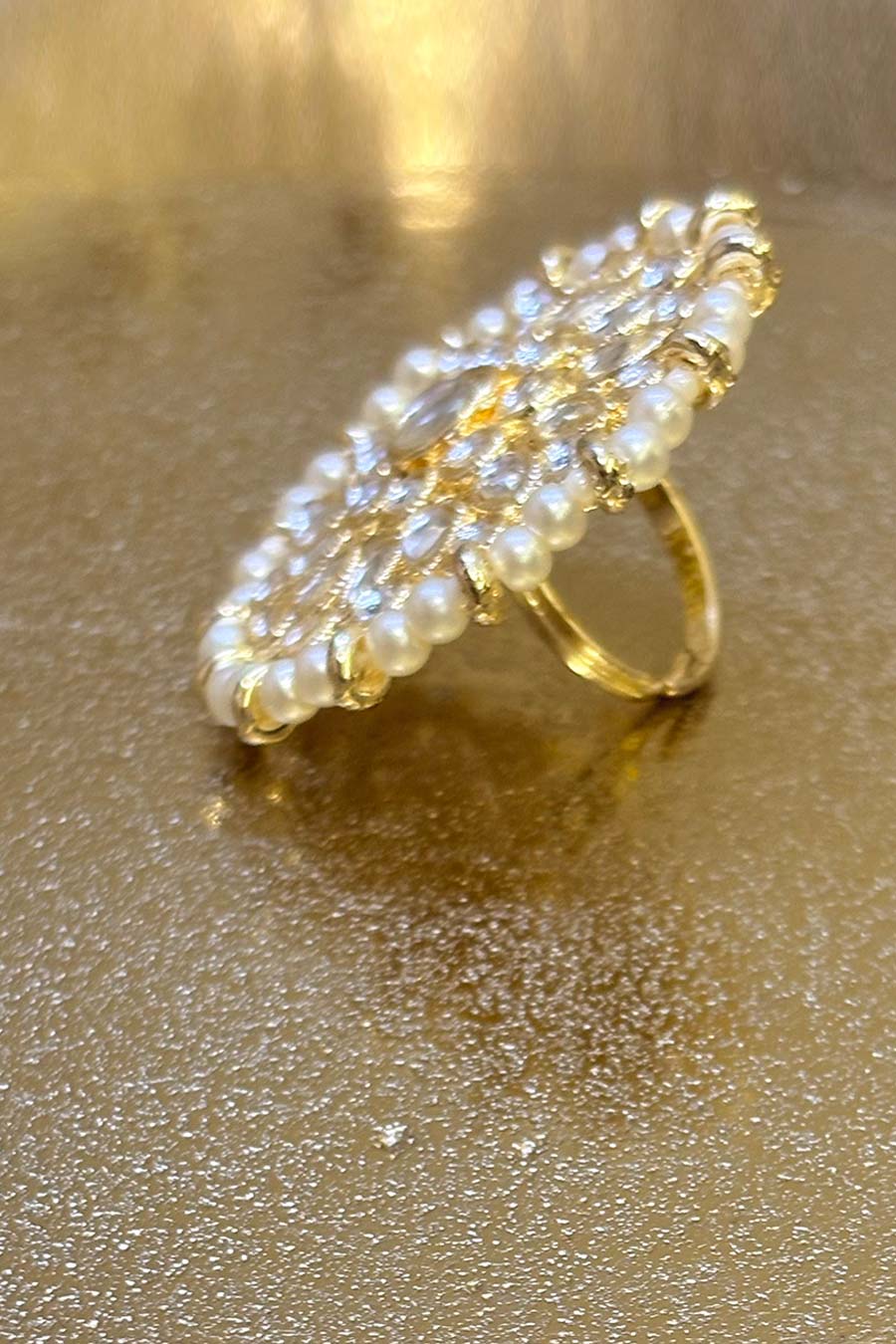 Round Kundan Statement Ring