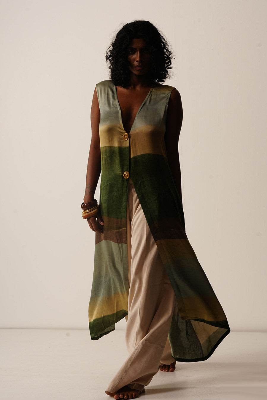Multicoloured Abstract Print Satin Cape Overlay