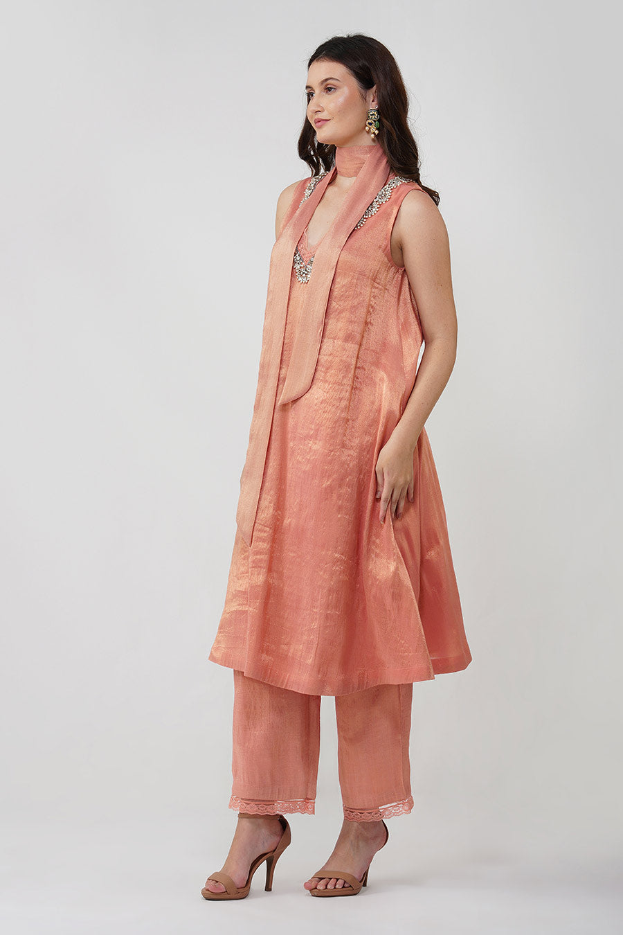 Pink Crystal Scalloped Kurta & Pant Set With Scarf