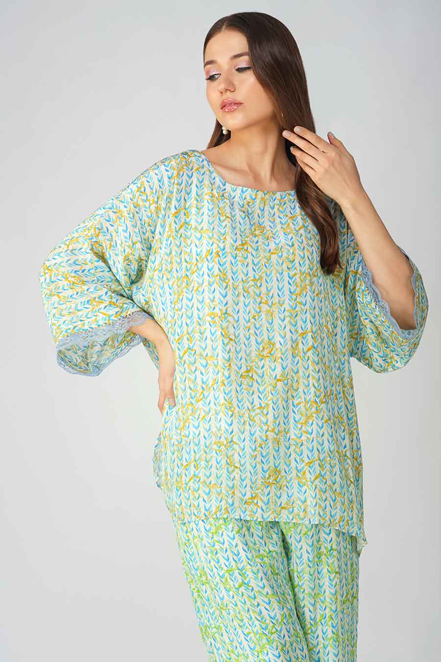 Blue Leaf Printed Top & Pant With Stole Co-Ord Set