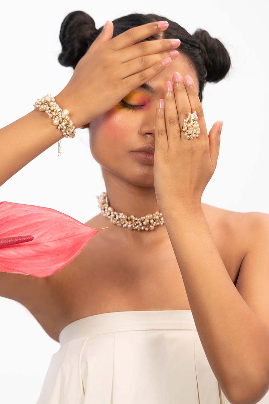 Peach Serenade Ensemble Choker Set