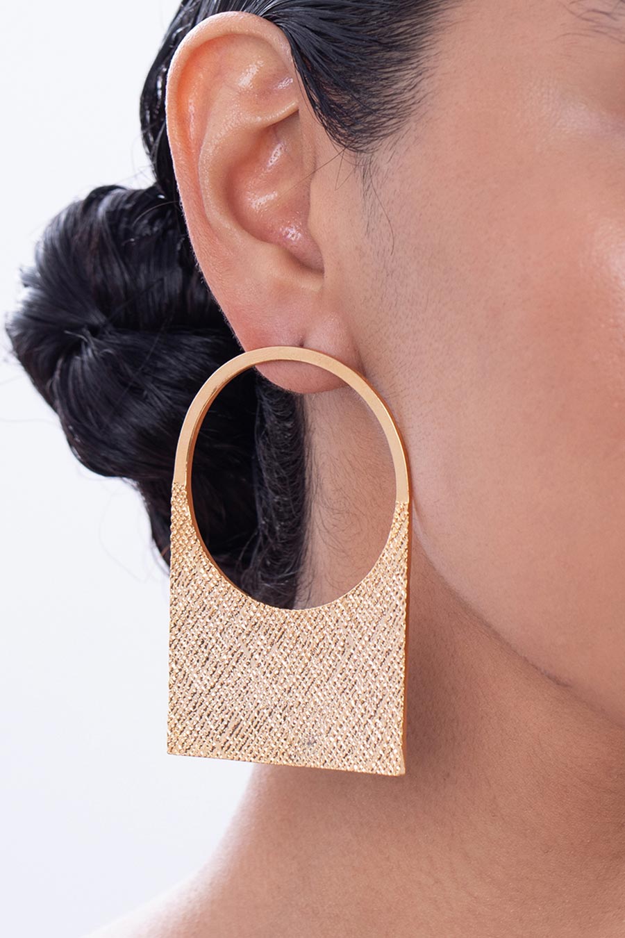 Gold Contour Stud Earrings