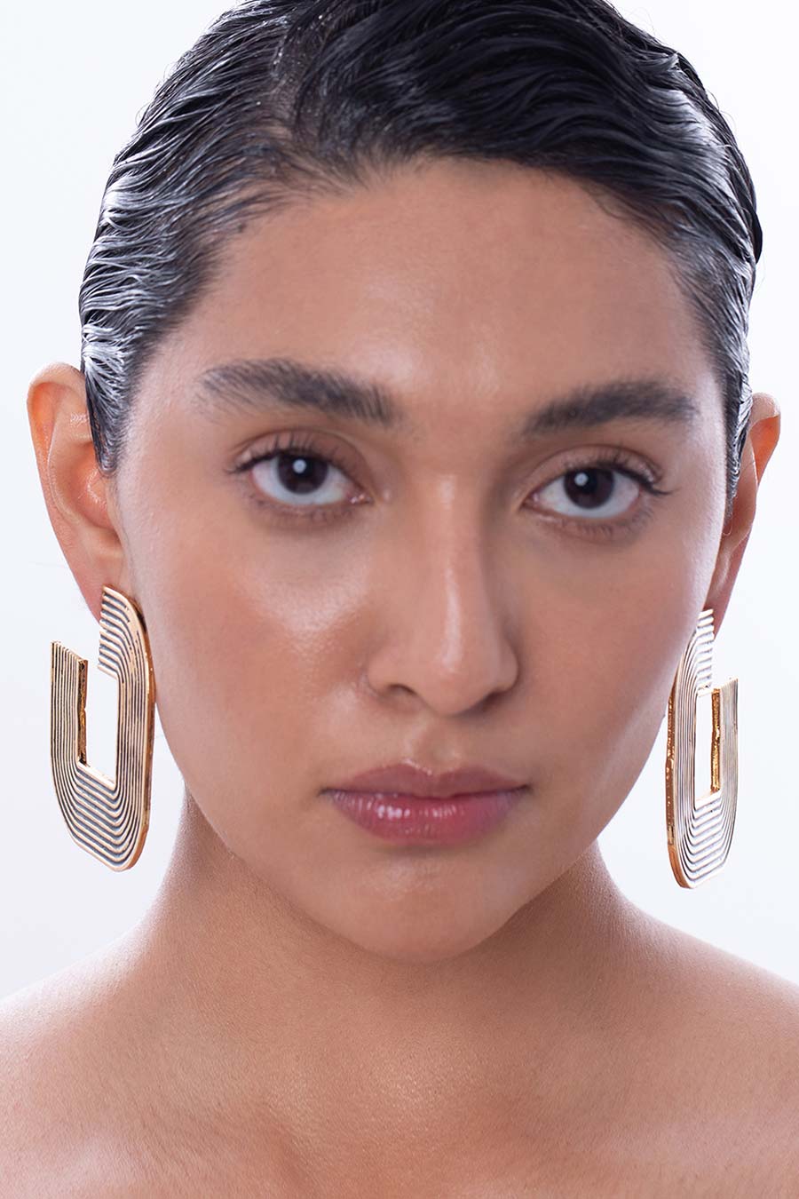Gold Textured Oval Stud Earrings