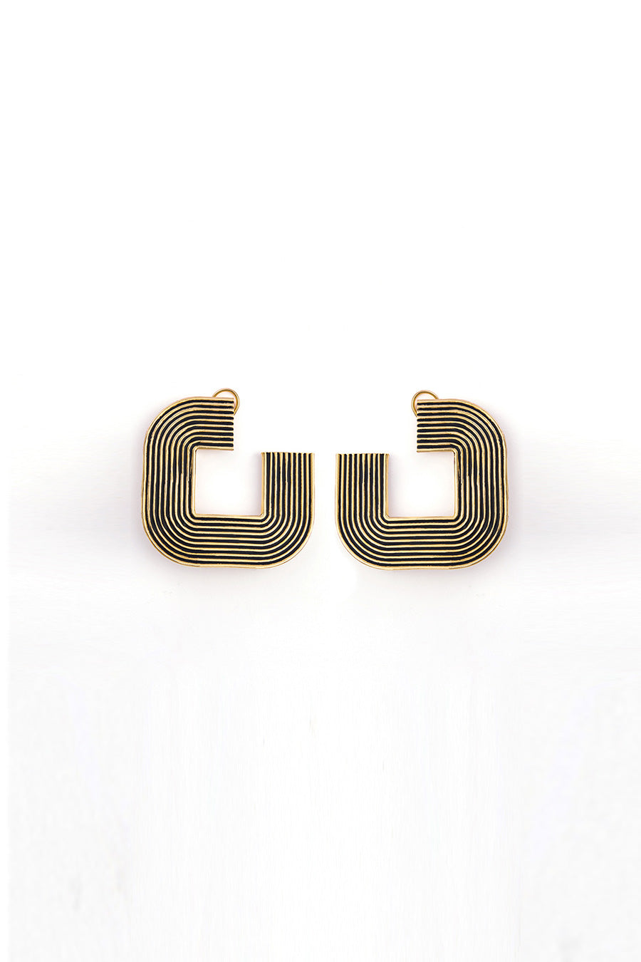 Gold Textured Oval Stud Earrings