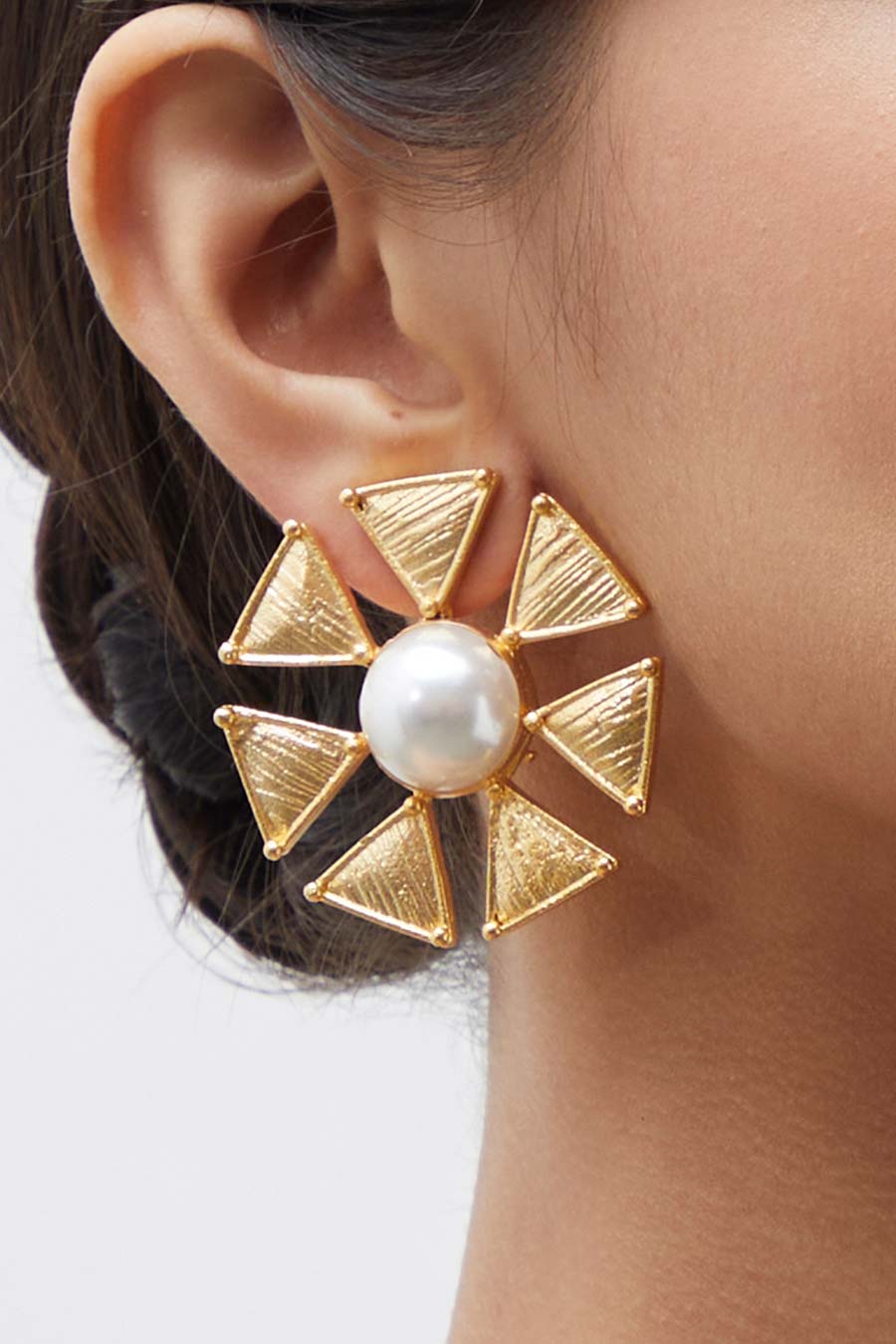 Gold Plated Daisy Pearl Stud Earrings