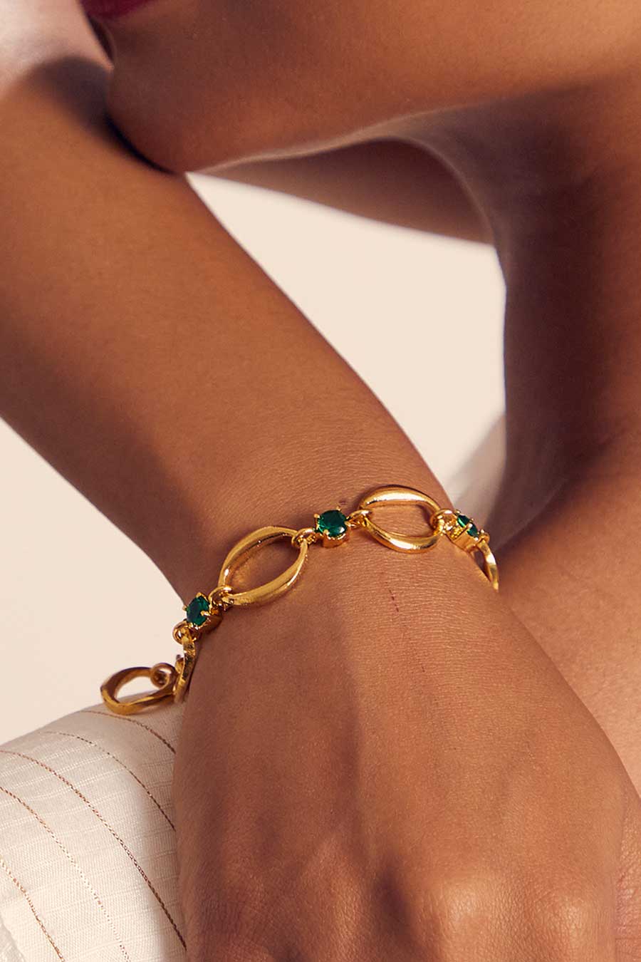 Gold Plated Emerald Rani Link Chain Bracelet
