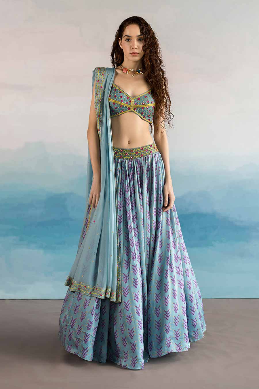 Best traditional and contemporary Indian lehengas for weddings in 2022
