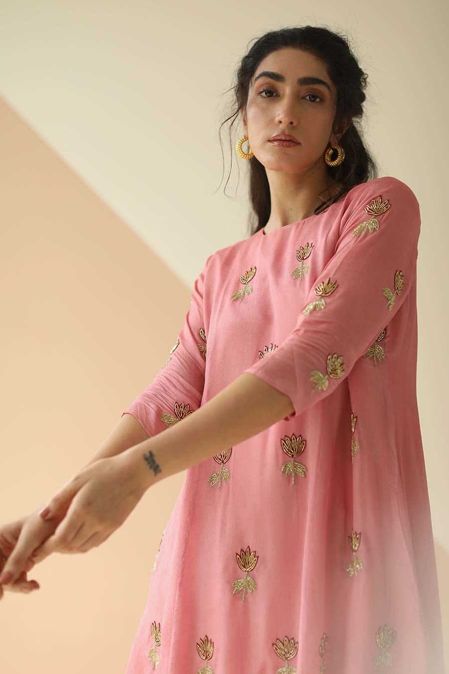 Mauve Pink Embroidered Dhoti Set With Scallop Dupatta