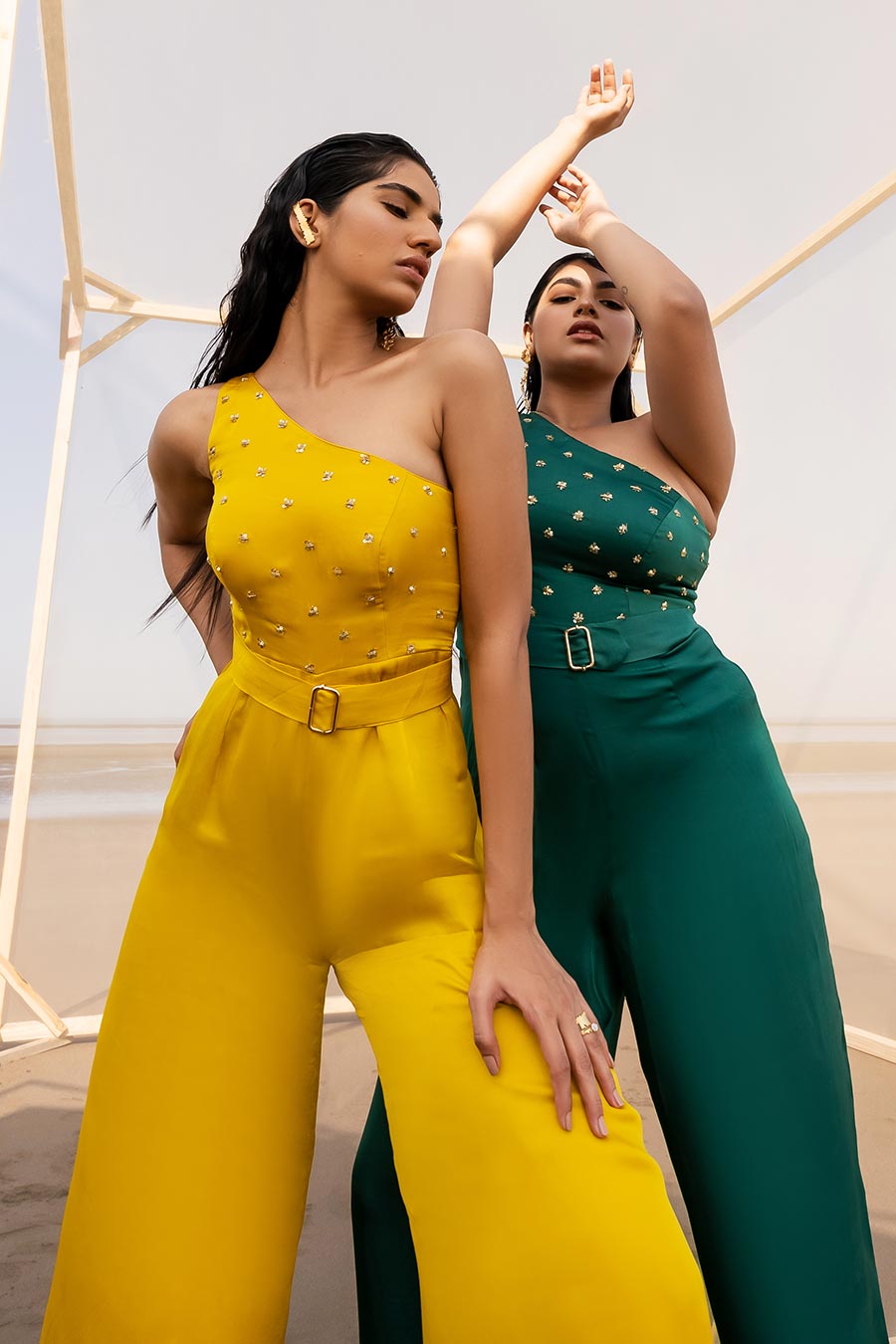 Top 30 best jumpsuit brands in India you should check out - Baggout