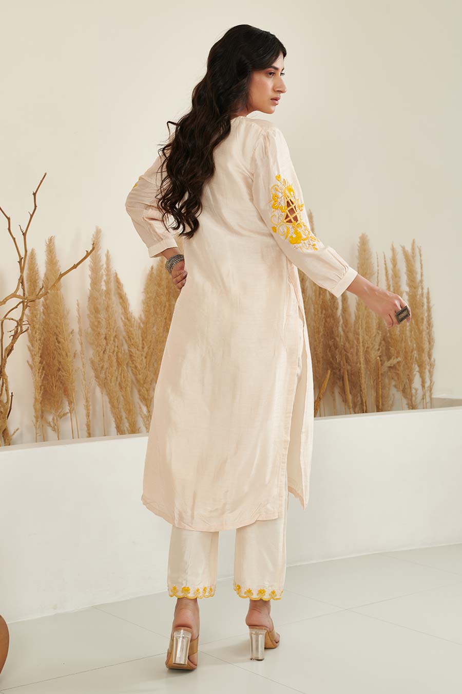KoSi Ivory Silk Embroidered Kurta Set