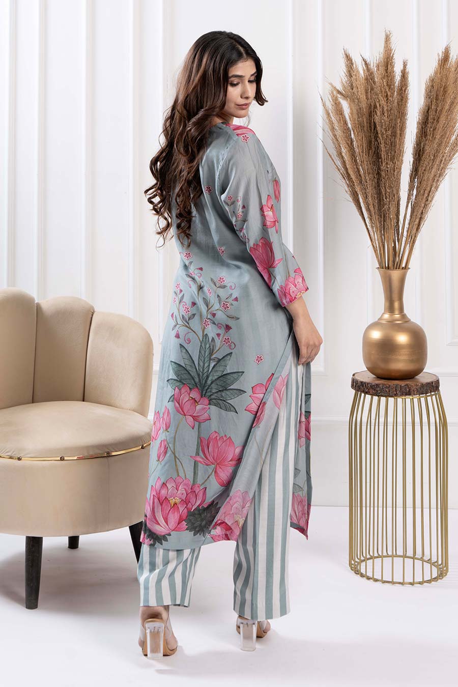 Blue Printed Straight Kurta & Pant Set