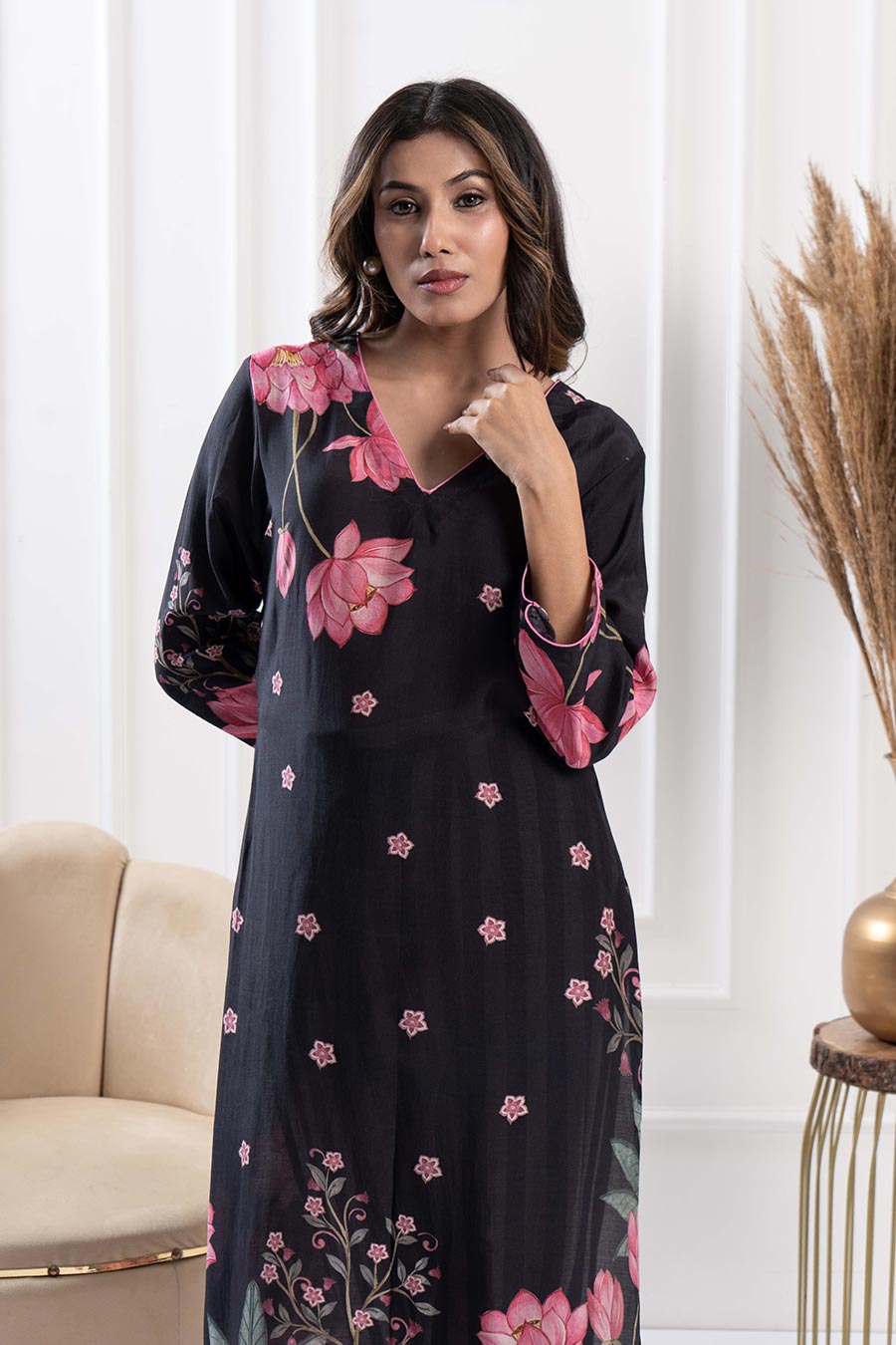 Black Printed Straight Kurta & Pant Set