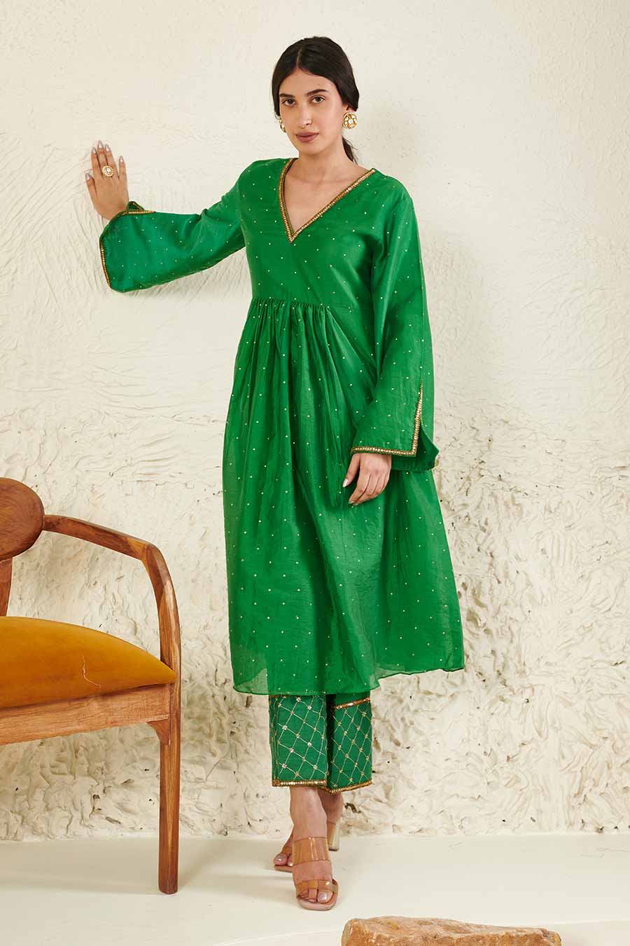 Green Embroidered Kurta & Pant Set