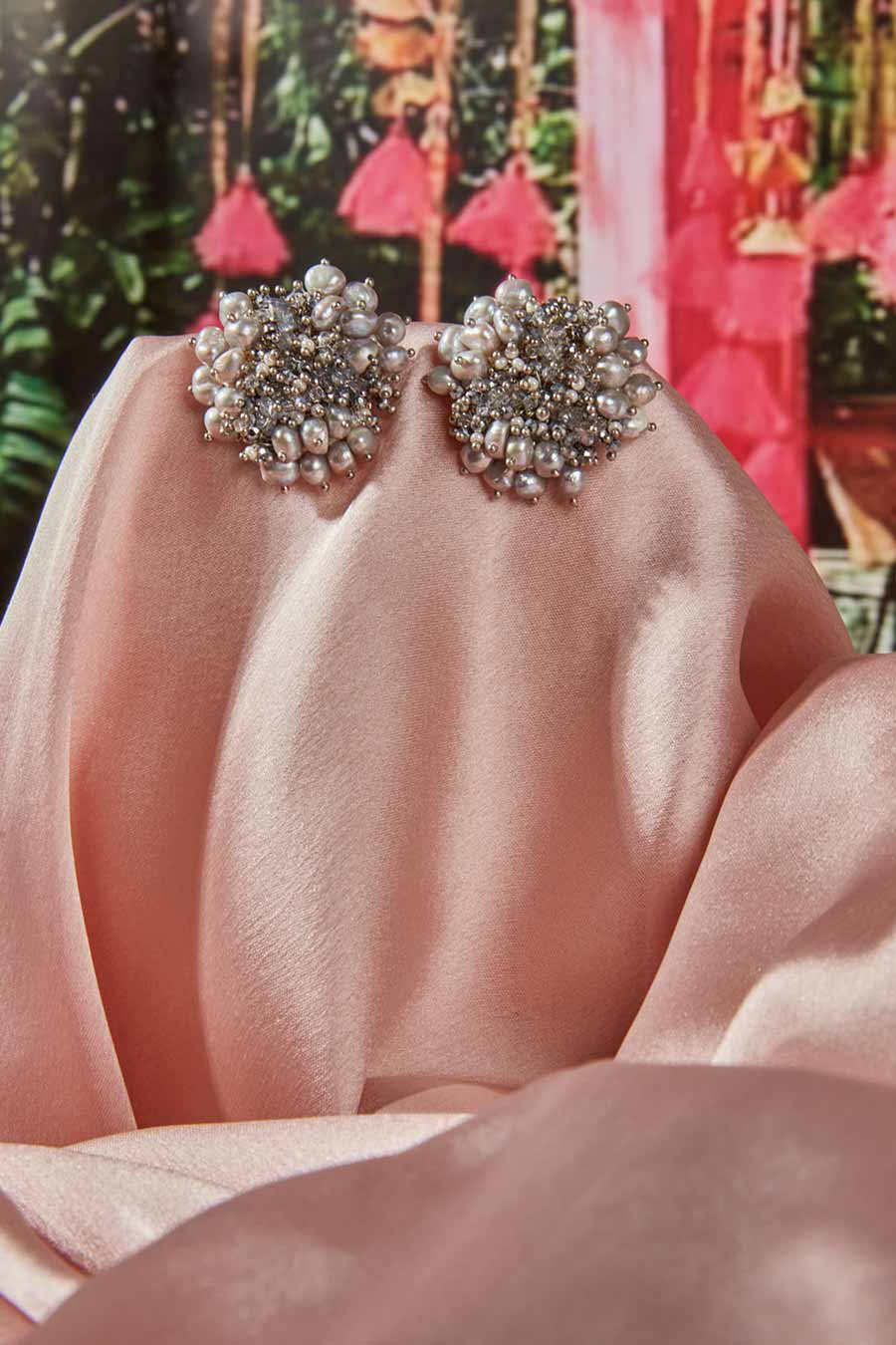 Silver Pearl Stud Earrings