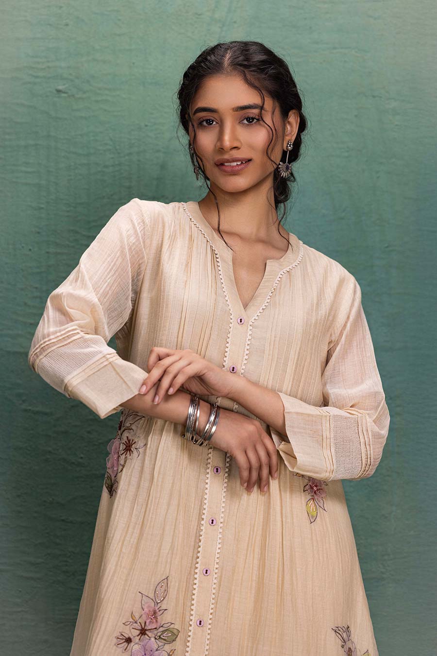 Cream Chanderi Embroidered Kurta & Pant Set