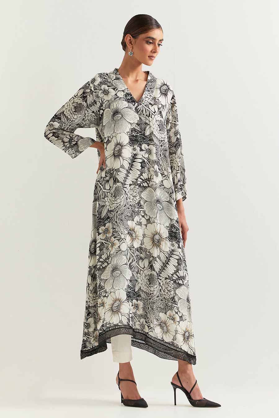 Black & White Printed Tunic Dress With Ivory Pants