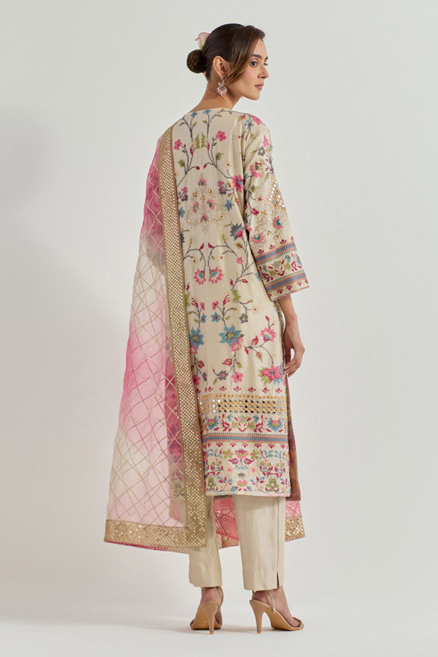 Raeth Ivory Chanderi Silk Embellished Kurta Set