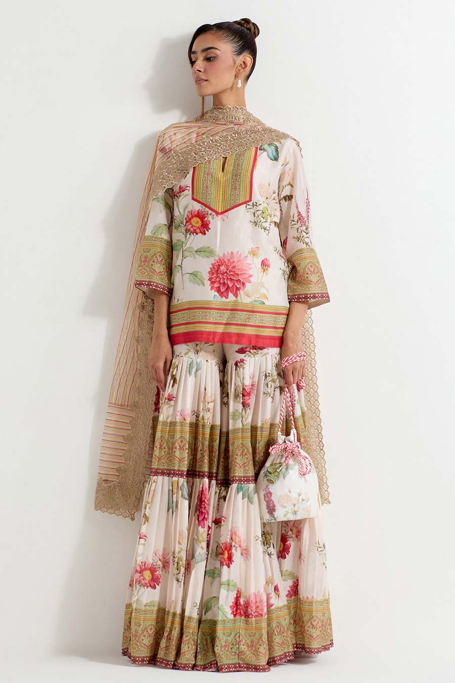 Daisy Printed Sharara Set With Textured Dupatta