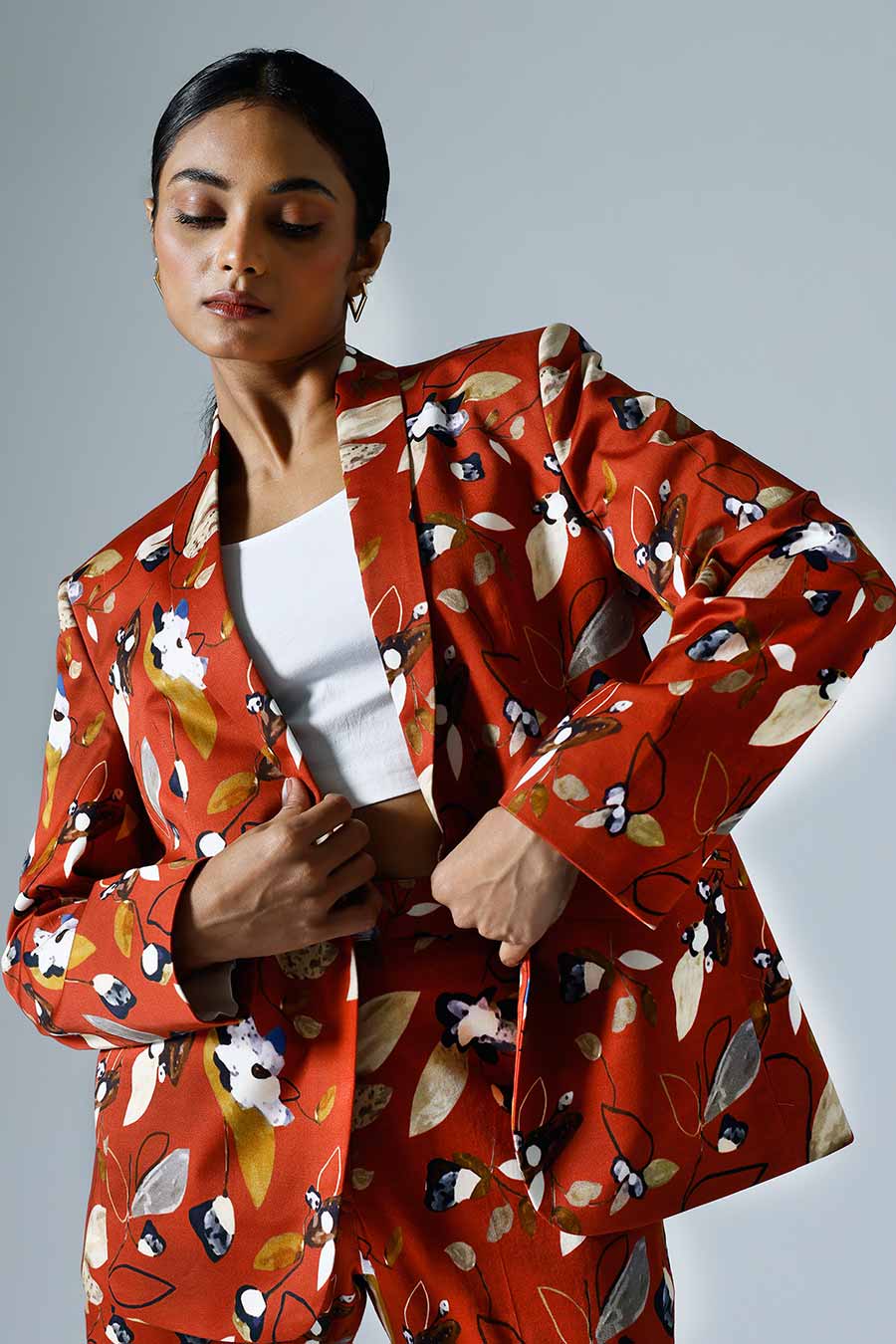 Red Printed Vivid Pant Suit