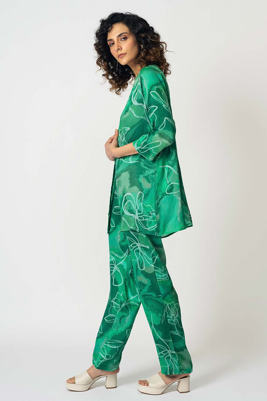 Green Marbled Floral Printed Jacket & Pant Set With Inner