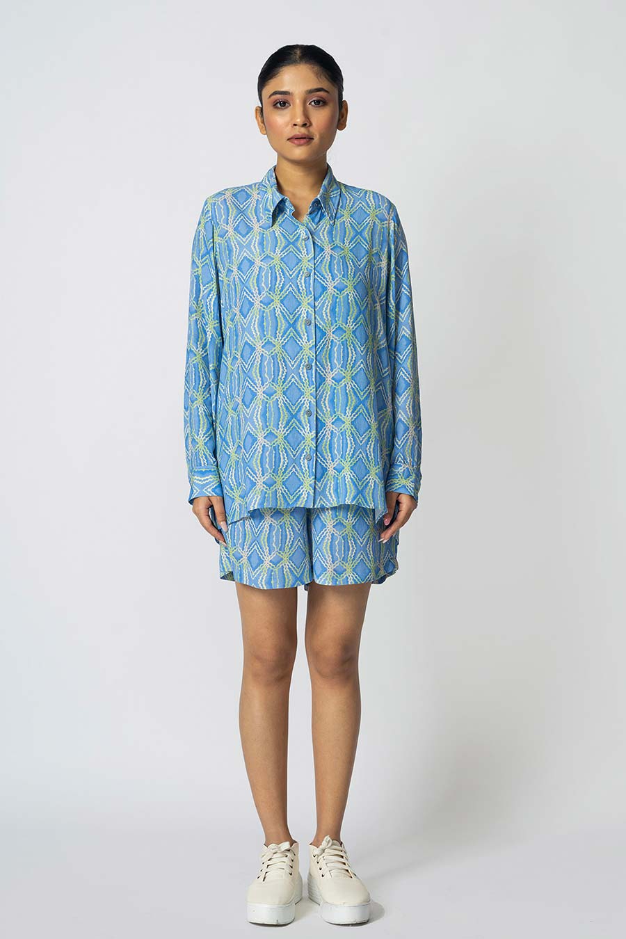 Blue & Green Rhombus Printed Shorts Set With Inner