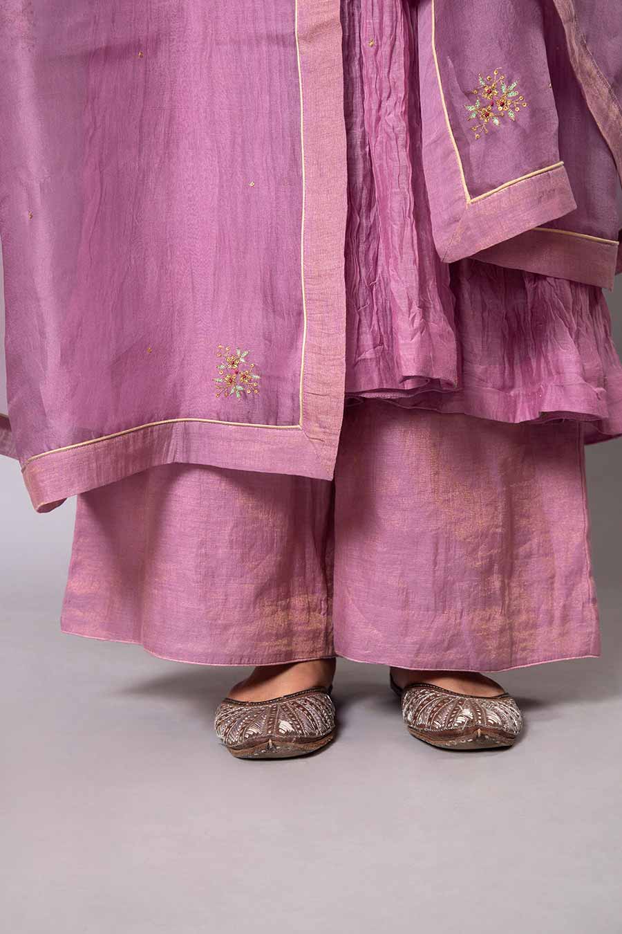 Lilac Embroidered Chanderi Kurta Set