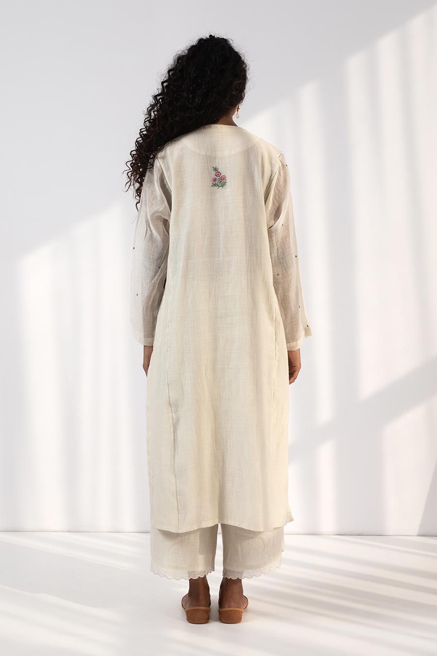 Off-White Floral Embroidered Kurta Set