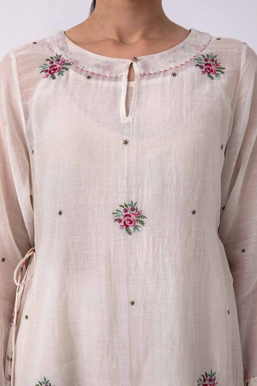 Off-White Floral Embroidered Kurta Set