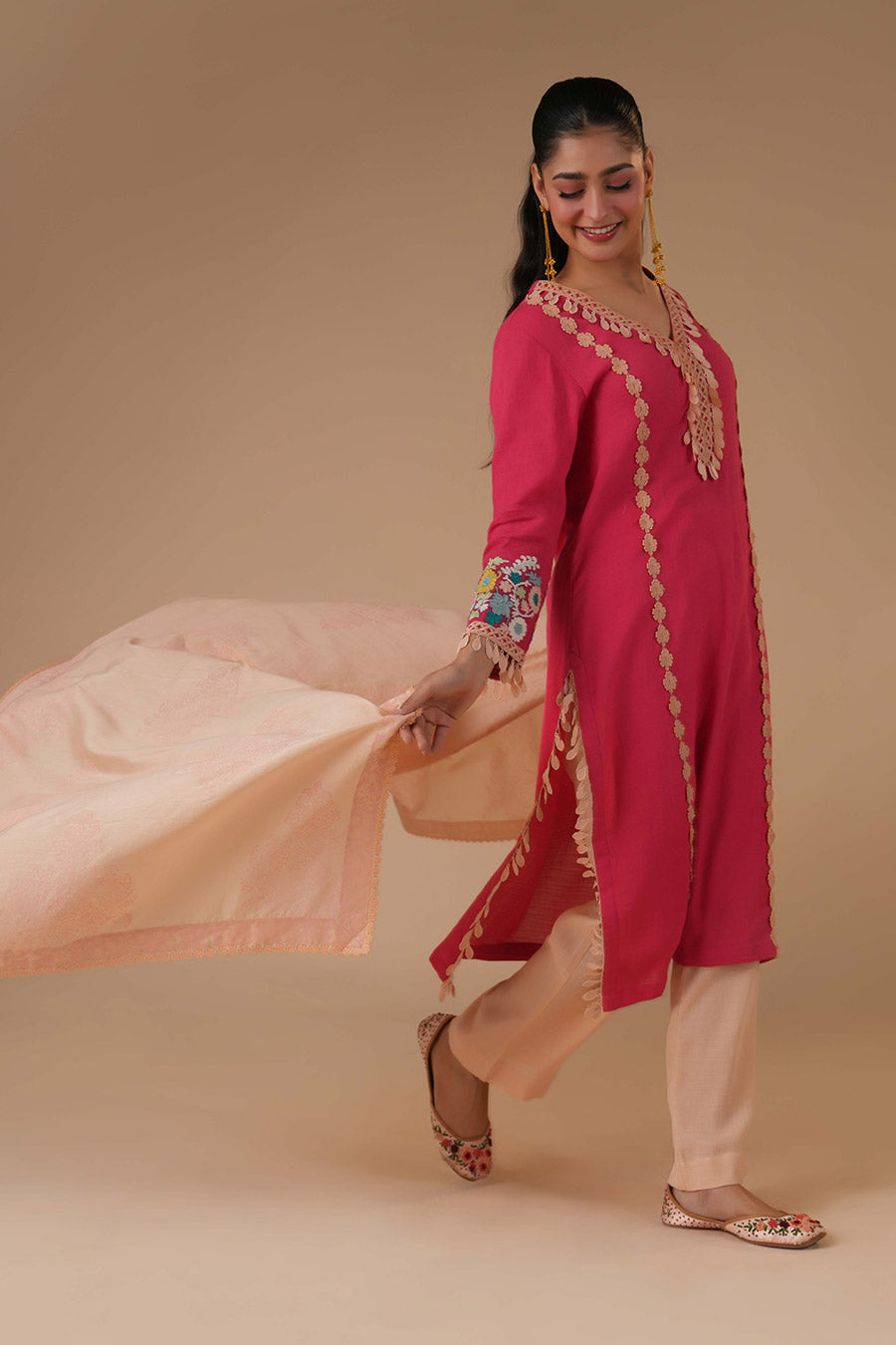 Chandni Rose Pink Cotton Embroidered Kurta Set