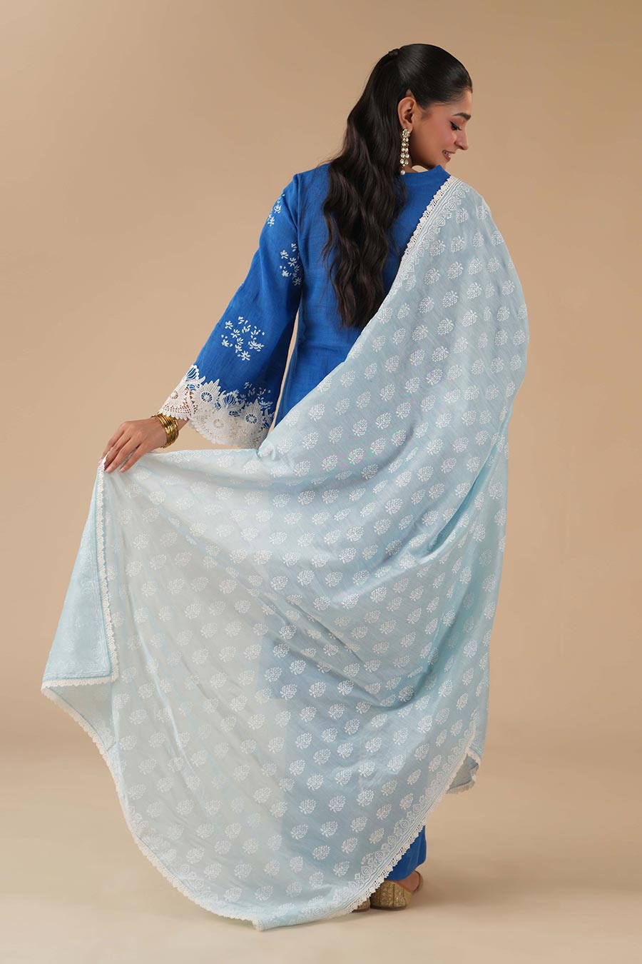Raat Ki Rani Blue Cotton Embroidered Kurta Set