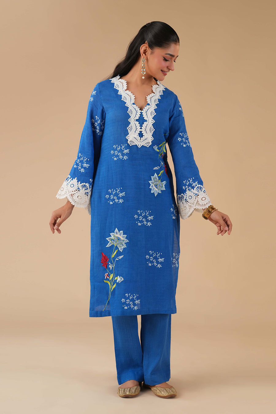 Raat Ki Rani Blue Cotton Embroidered Kurta Set
