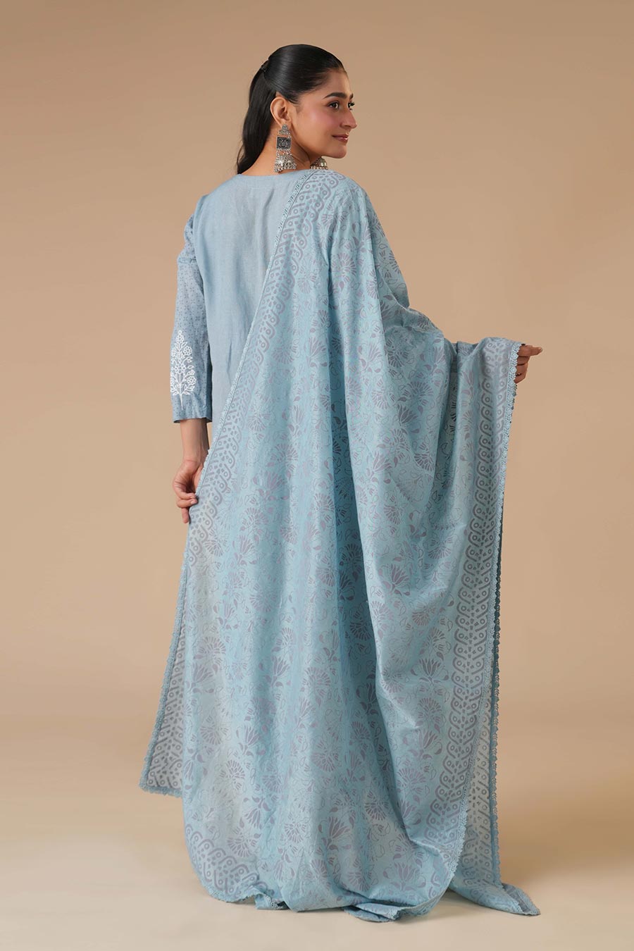 Neelkamal Blue Linen Embroidered Kurta Set
