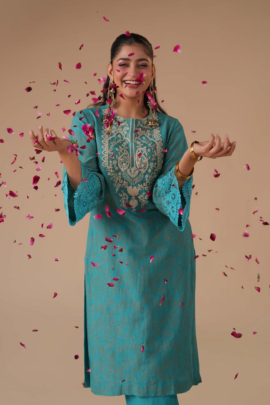 Sadabhar Teal Linen Embroidered Kurta Set