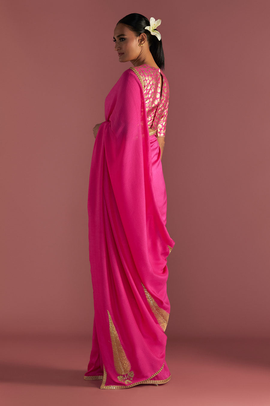 Magenta 'Paan-Patti' Embellished Saree & Blouse Piece
