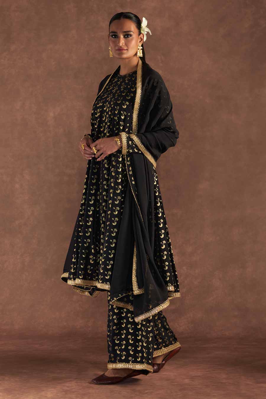 Black Springbud Embroidered Kurta Set