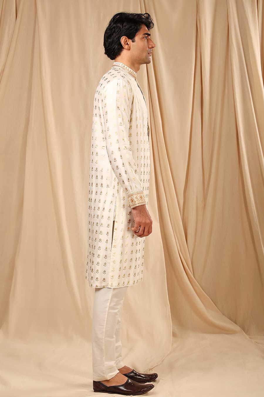 Ivory Wallflower Print Embroidered Kurta