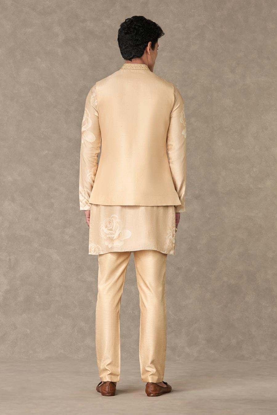 Beige Trikone Embroidered Bandi Jacket