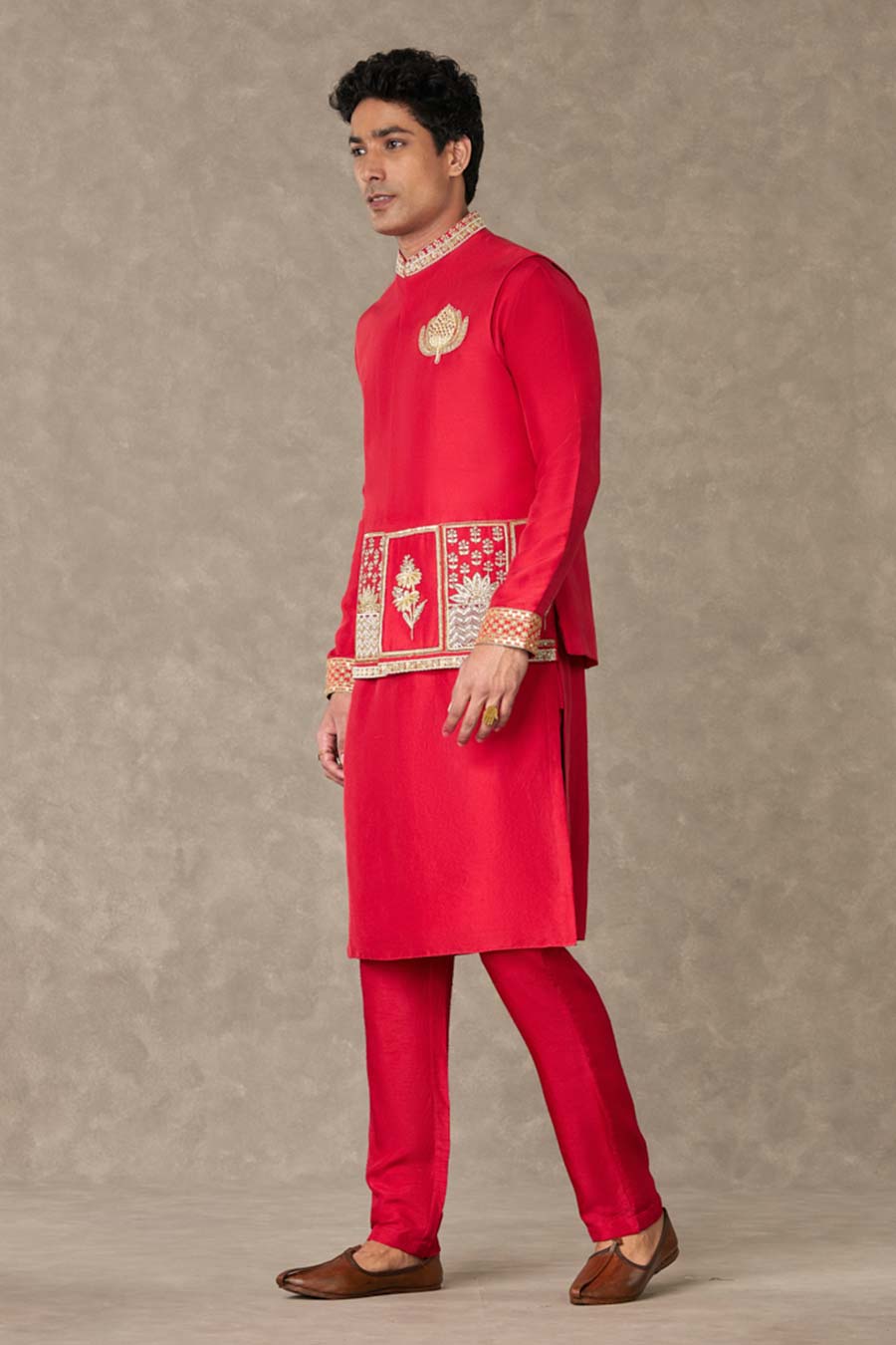 Red Anar Embroidered Bandi Jacket