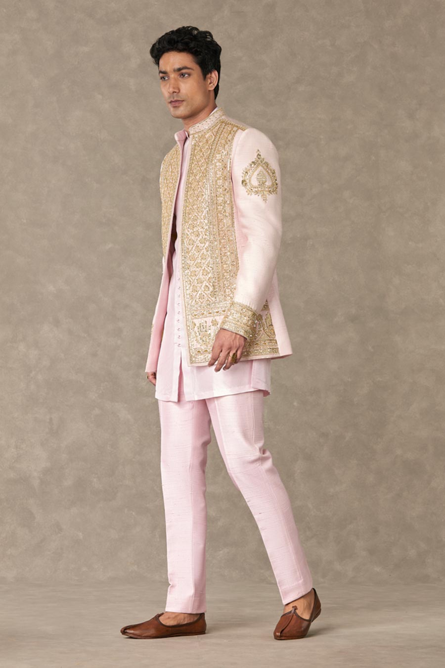 Mithai Pink Dil-Chidiya Embroidered Raja Koti