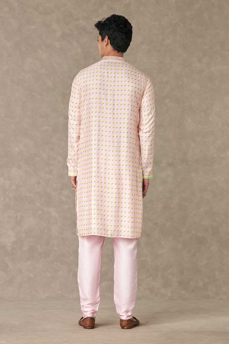 Barfi Pink Wallflower Kurta Set