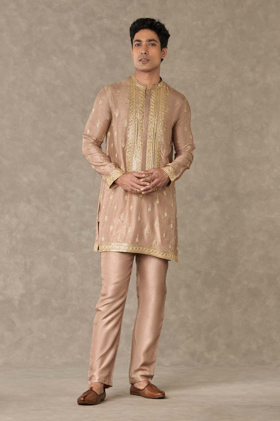 Beige Paan-Phool Embroidered Kurta