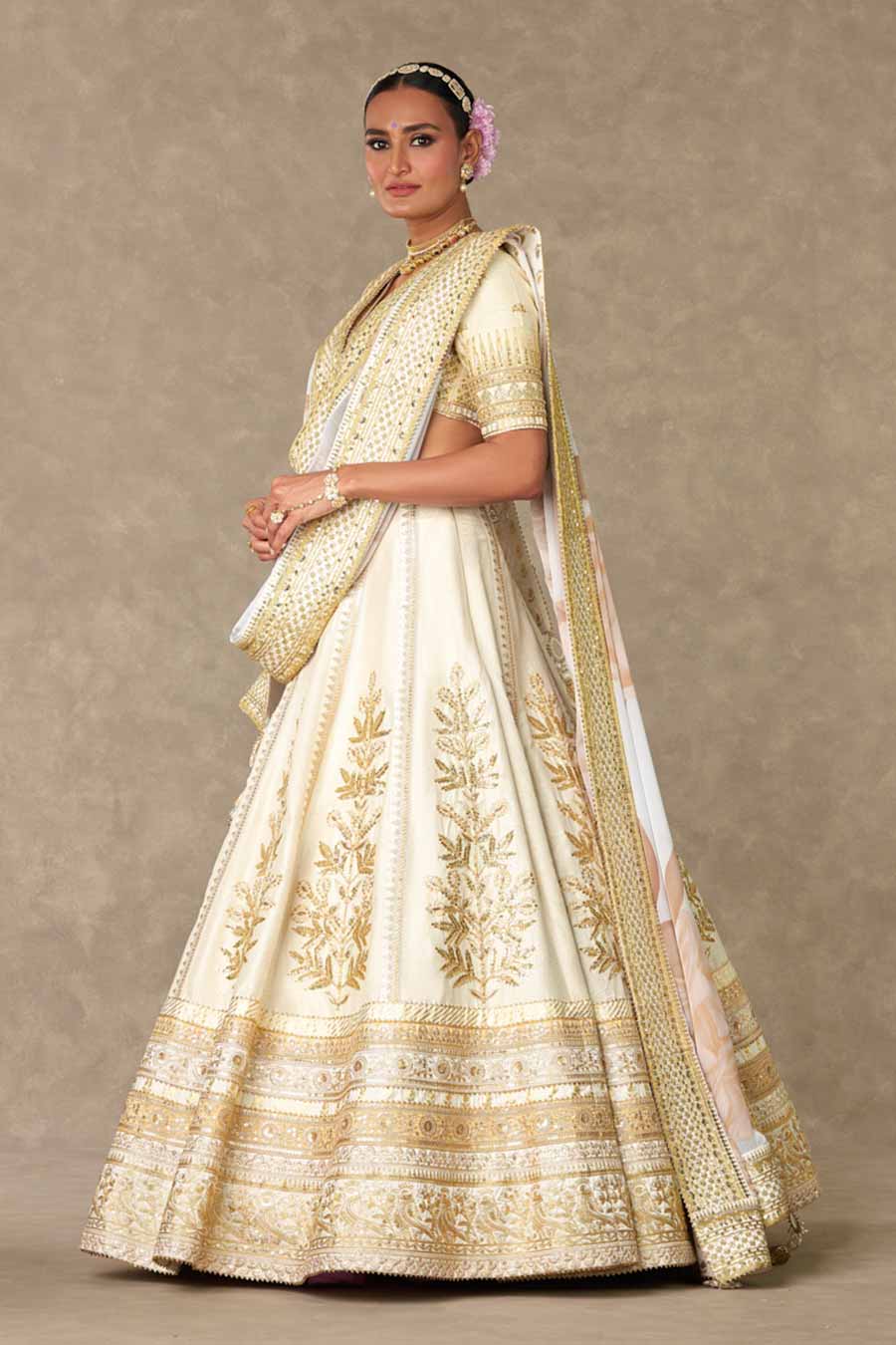 Ivory Neel-Kamal Embroidered Lehenga Set