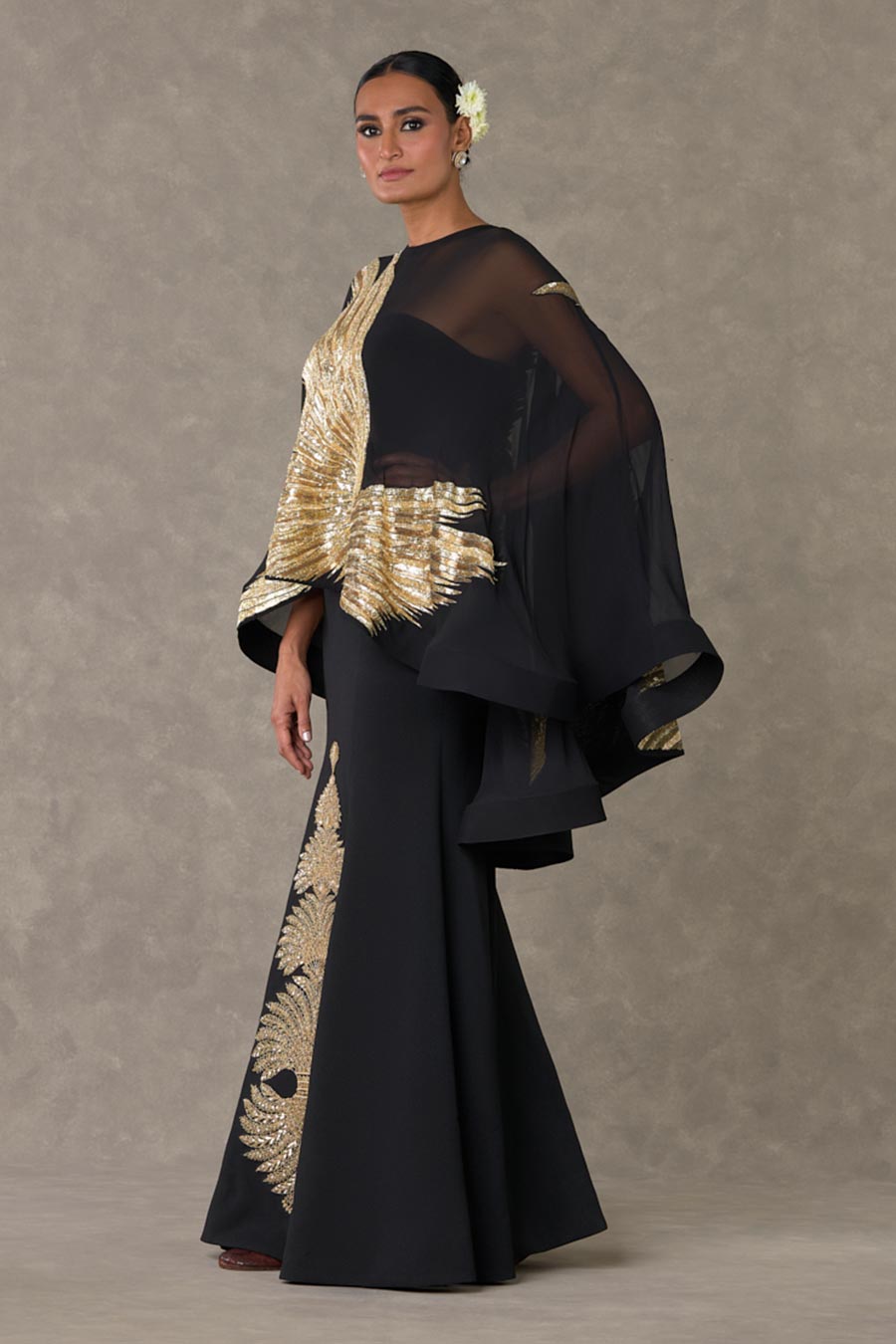 Black Son-Chidiya Embroidered Gown with Cape
