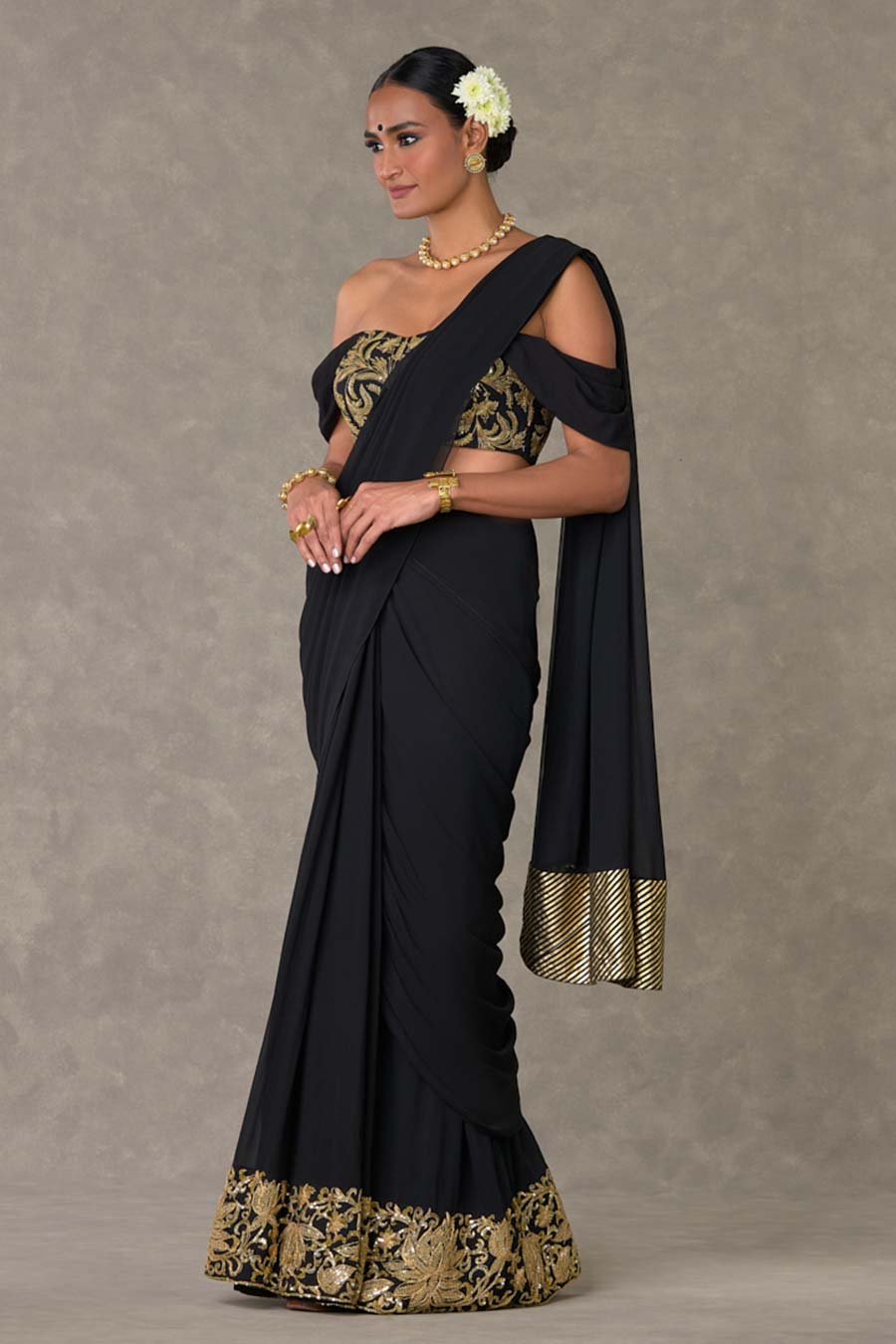 Black Neel- Kamal Embroidered Saree