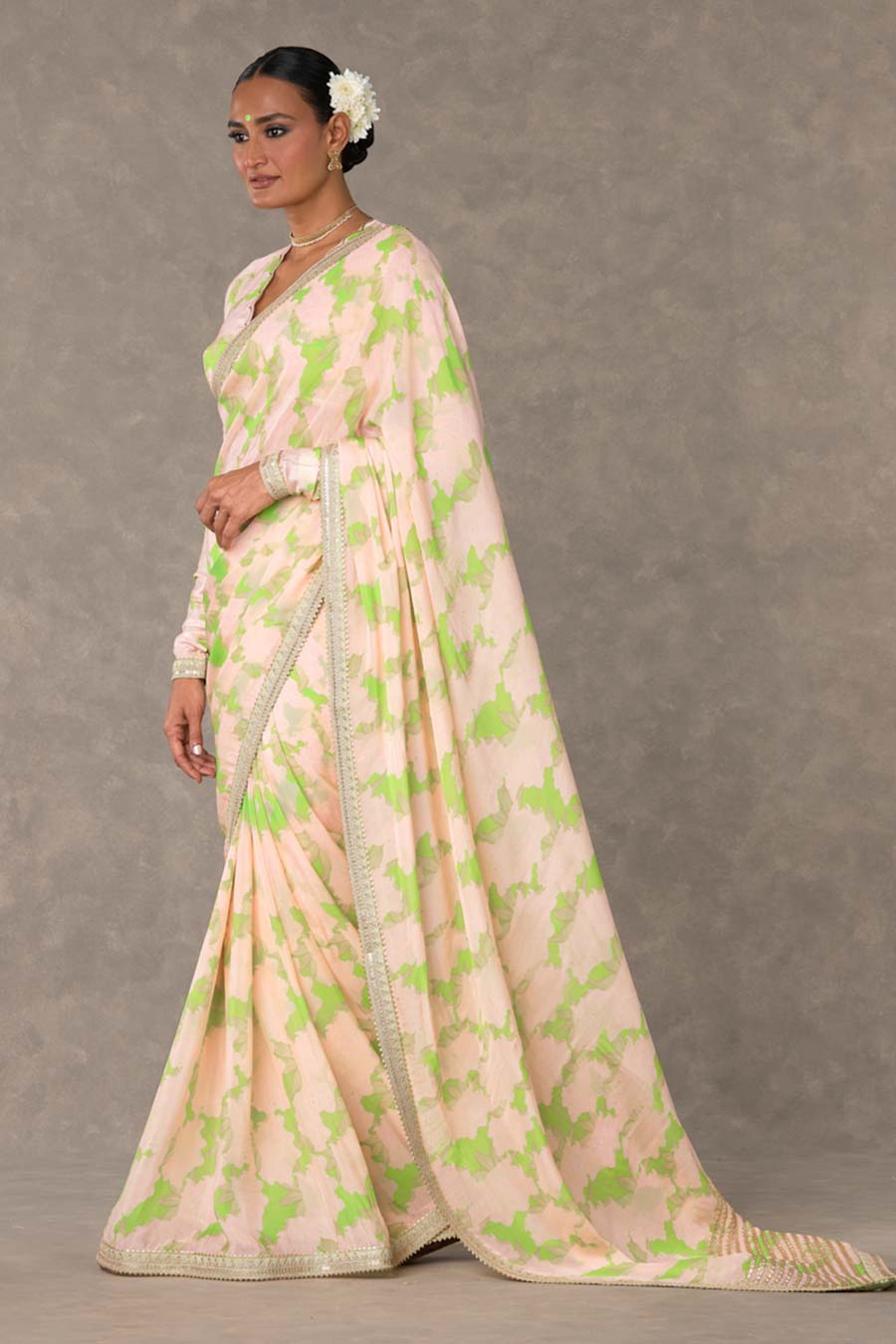 Mint Candy Swirl Printed Saree With Blouse Piece