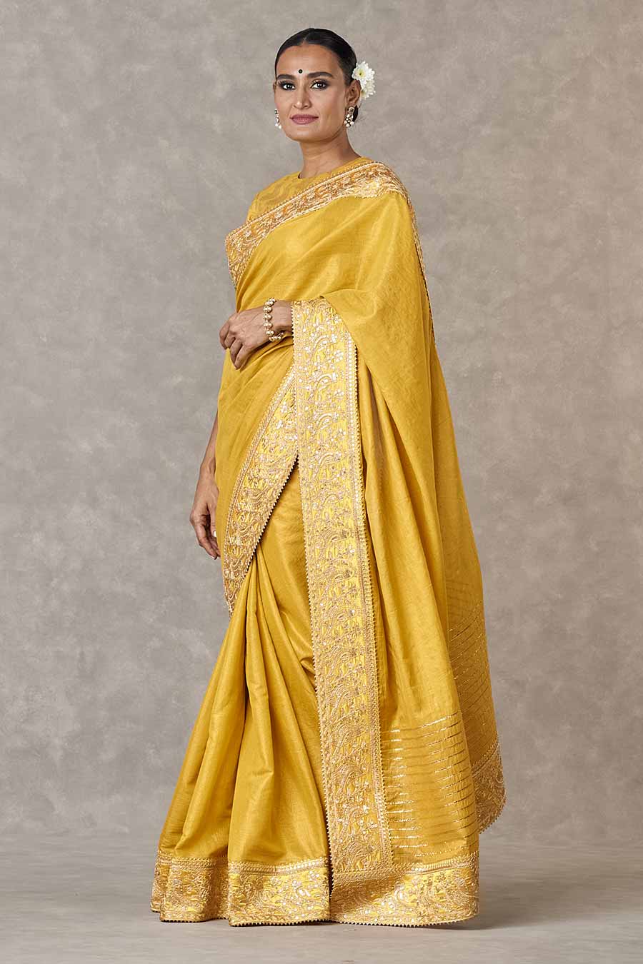 Yellow Foil Print Saree With Blouse Piece