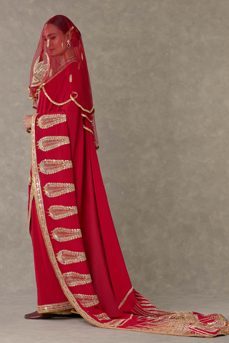 Red Son-Patti Embroidered Saree with Salwar and Veil