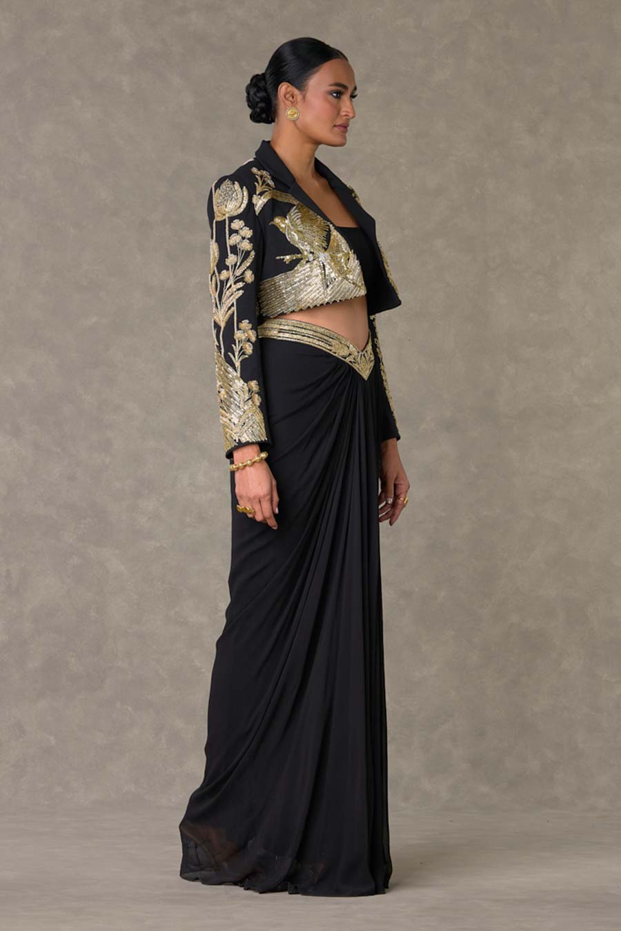 Black Son-Chidiya Embroidered Cropped Blazer Co-ord Set