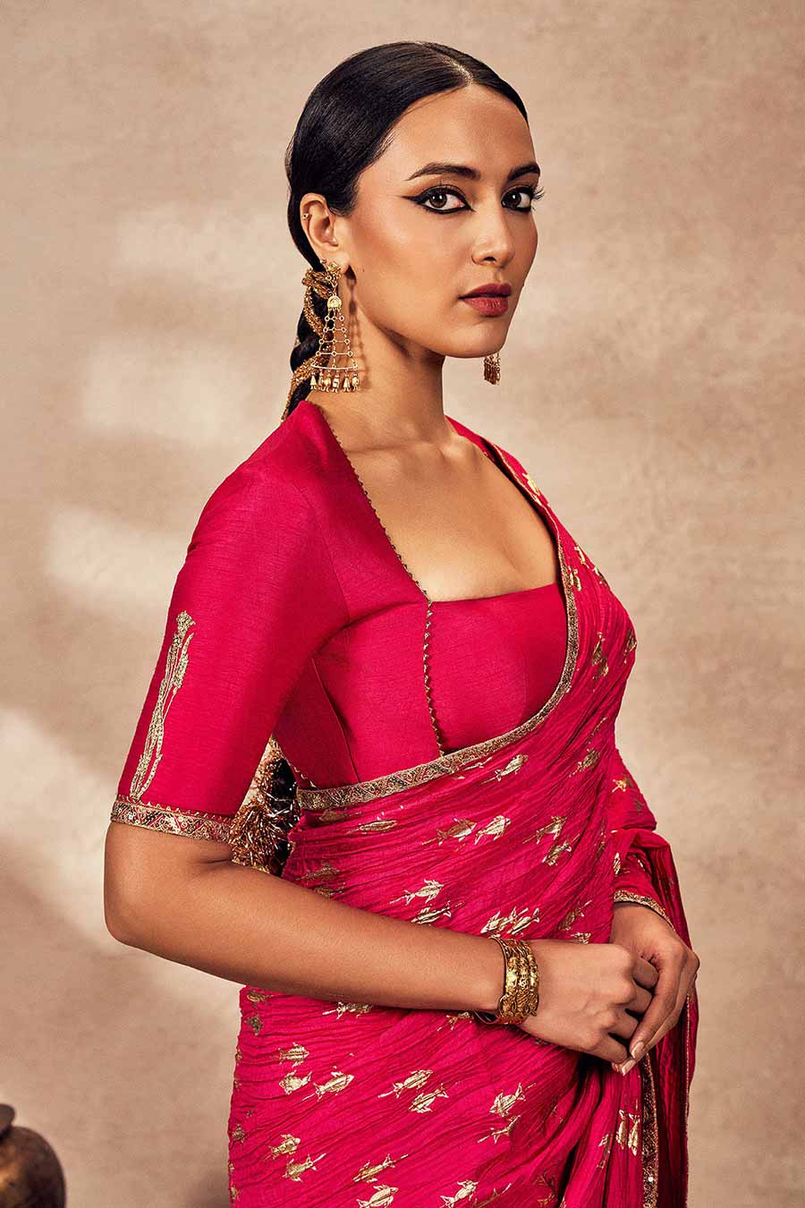 Pink Whispering Lily Printed Crush Saree With Blouse Piece