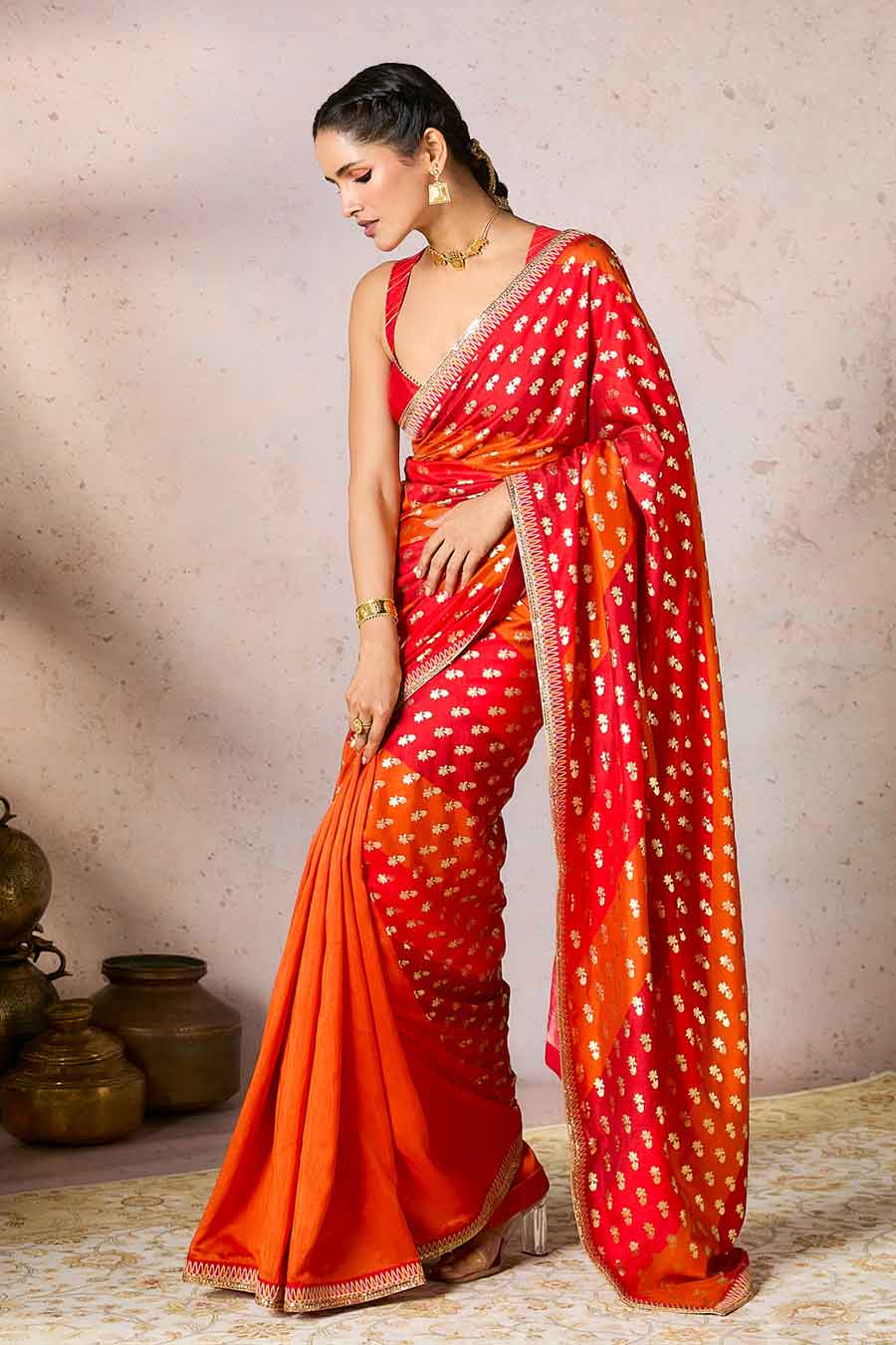 Rust Stripe Foil Printed Saree With Blouse Piece